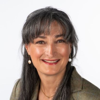 Susanne-Bolouri-kaakchirurg-Utrechtse-Heuvelrug-1